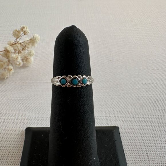 Dainty Sterling Silver & Turquoise Toe Ring Or Midi Ring Size 3/4 - Picture 4 of 5
